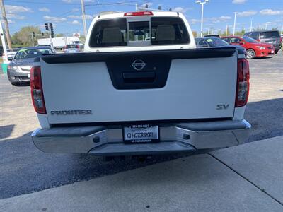 2019 Nissan Frontier SV   - Photo 5 - Palatine, IL 60074