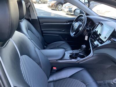 2021 Toyota Camry SE   - Photo 11 - Palatine, IL 60074