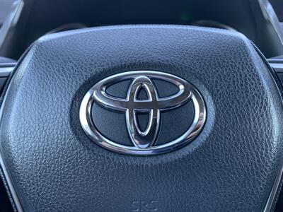 2021 Toyota Camry SE   - Photo 18 - Palatine, IL 60074