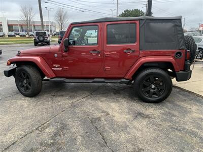 2012 Jeep Wrangler Unlimited Sahara   - Photo 8 - Palatine, IL 60074