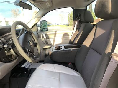 2013 Chevrolet Silverado 2500HD Work Truck   - Photo 11 - Palatine, IL 60074