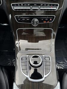2017 Mercedes-Benz C 300 4MATIC   - Photo 23 - Palatine, IL 60074