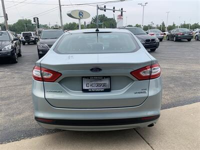 2014 Ford Fusion Hybrid SE   - Photo 4 - Palatine, IL 60074