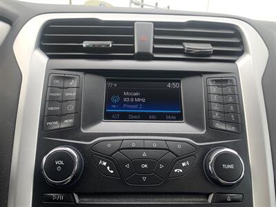 2014 Ford Fusion Hybrid SE   - Photo 24 - Palatine, IL 60074