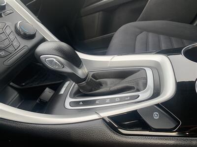 2014 Ford Fusion Hybrid SE   - Photo 26 - Palatine, IL 60074