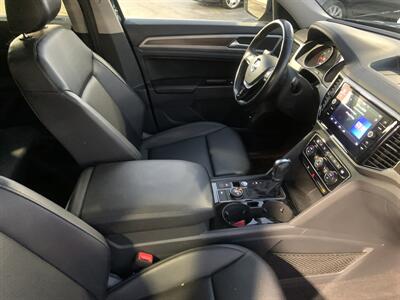 2018 Volkswagen Atlas V6 SEL 4Motion - Photo 12 - Palatine, IL 60074