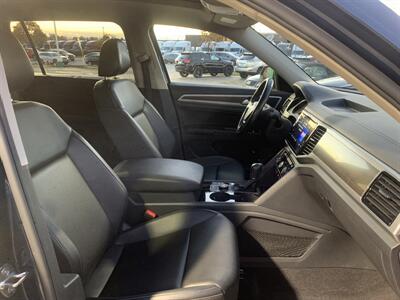 2018 Volkswagen Atlas V6 SEL 4Motion - Photo 11 - Palatine, IL 60074