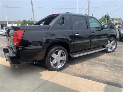2005 Cadillac Escalade EXT   - Photo 7 - Palatine, IL 60074