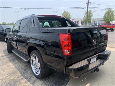 2005 Cadillac Escalade EXT   - Photo 4 - Palatine, IL 60074