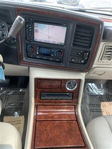 2005 Cadillac Escalade EXT   - Photo 28 - Palatine, IL 60074