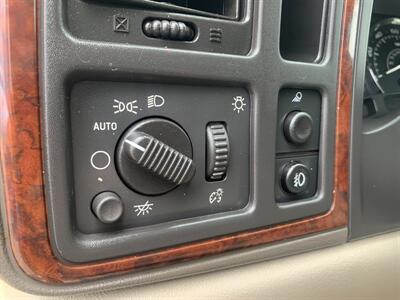 2005 Cadillac Escalade EXT   - Photo 19 - Palatine, IL 60074