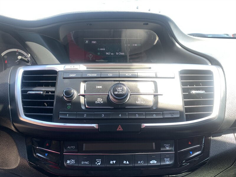 2017 Honda Accord LX - Photo 22 - Palatine, IL 60074