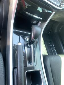 2017 Honda Accord LX - Photo 24 - Palatine, IL 60074