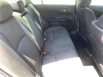 2017 Honda Accord LX - Photo 12 - Palatine, IL 60074