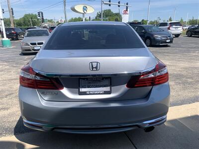 2017 Honda Accord LX - Photo 6 - Palatine, IL 60074