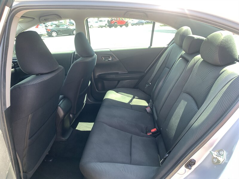 2017 Honda Accord LX - Photo 14 - Palatine, IL 60074