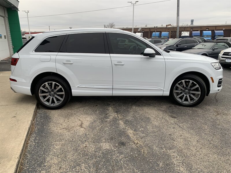 2019 Audi Q7 Premium Plus photo 5