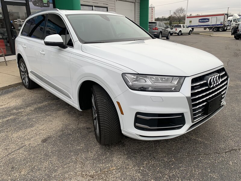 2019 Audi Q7 Premium Plus photo 3