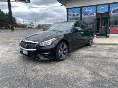 2015 INFINITI Q70 Sport Sedan