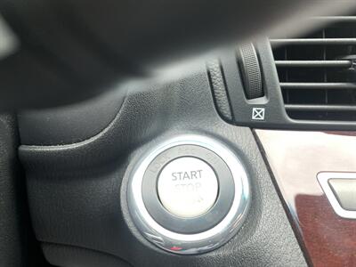 2015 INFINITI Q70 Sport   - Photo 26 - Palatine, IL 60074