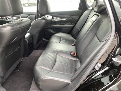 2015 INFINITI Q70 Sport   - Photo 15 - Palatine, IL 60074