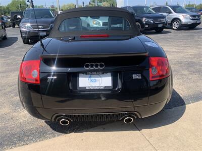2005 Audi TT 250hp quattro   - Photo 6 - Palatine, IL 60074