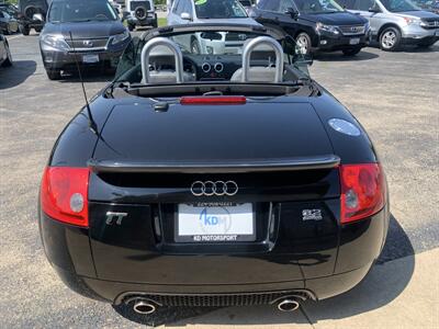 2005 Audi TT 250hp quattro   - Photo 7 - Palatine, IL 60074