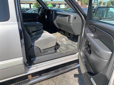 2004 Chevrolet Silverado 1500 LS   - Photo 10 - Palatine, IL 60074