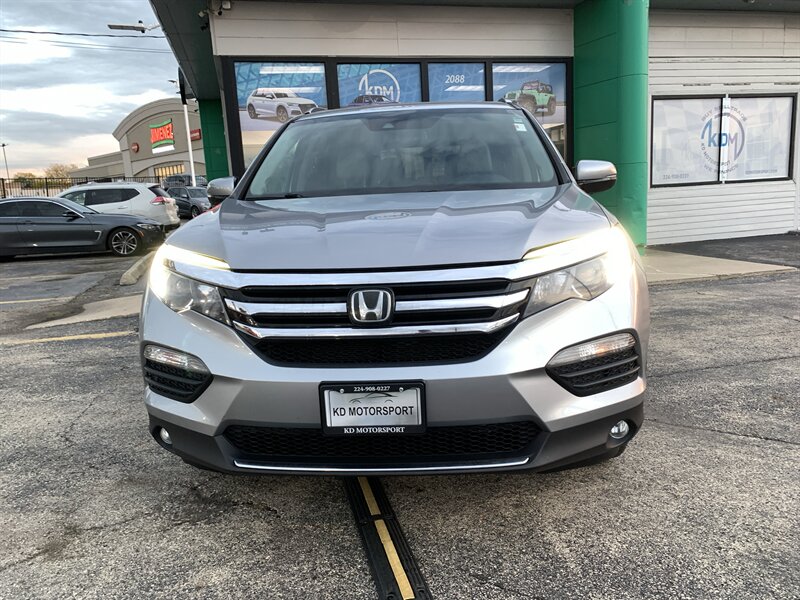 2017 Honda Pilot Touring - Photo 2 - Palatine, IL 60074