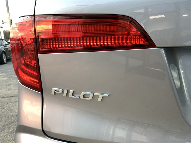2017 Honda Pilot Touring - Photo 9 - Palatine, IL 60074