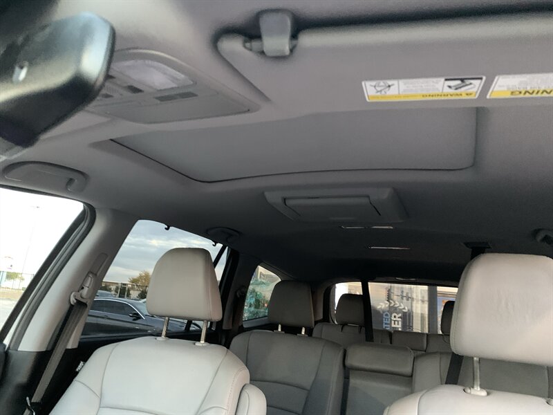2017 Honda Pilot Touring - Photo 14 - Palatine, IL 60074