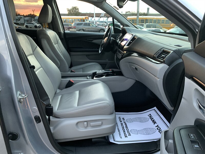 2017 Honda Pilot Touring - Photo 15 - Palatine, IL 60074