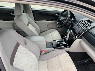 2014 Toyota Camry LE   - Photo 11 - Palatine, IL 60074