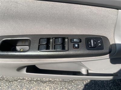 2005 Toyota Camry LE V6   - Photo 15 - Palatine, IL 60074
