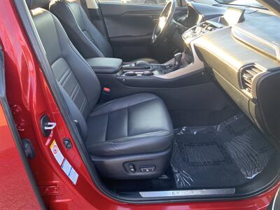 2016 Lexus NX 300h   - Photo 13 - Palatine, IL 60074