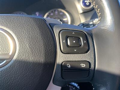 2016 Lexus NX 300h   - Photo 24 - Palatine, IL 60074