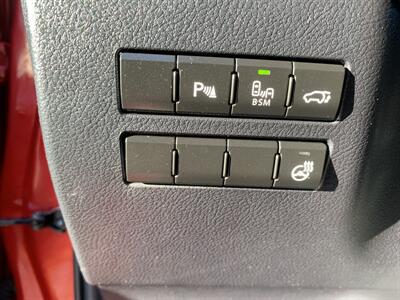 2016 Lexus NX 300h   - Photo 20 - Palatine, IL 60074