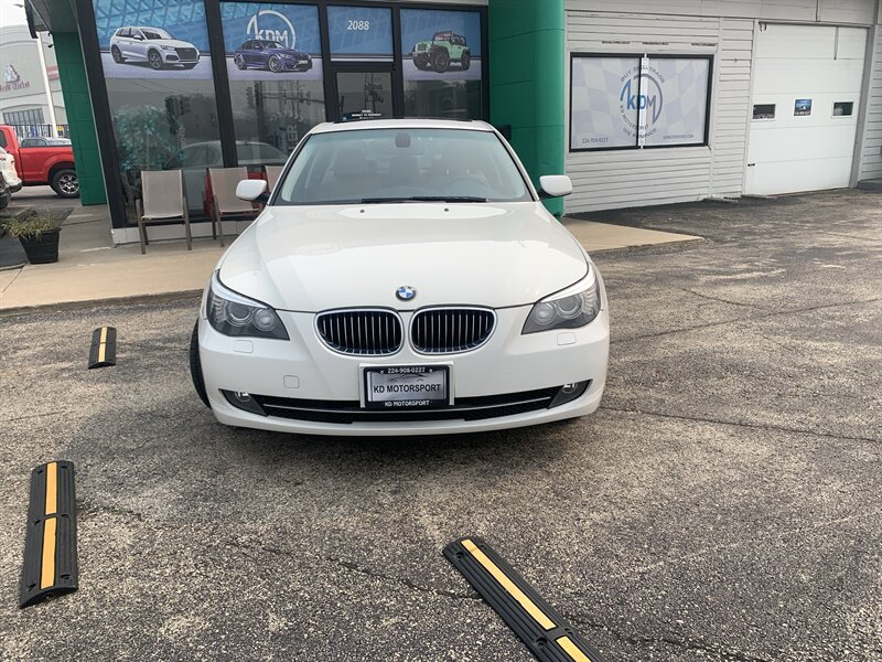 2008 BMW 5 Series 528xi - Photo 2 - Palatine, IL 60074