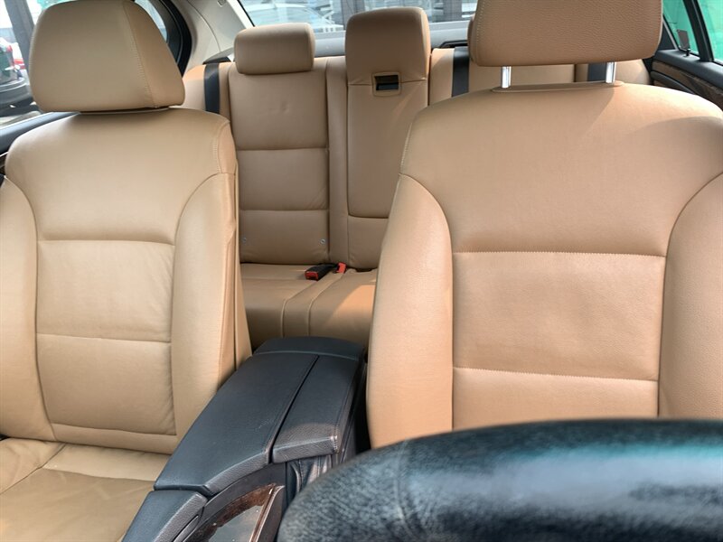 2008 BMW 5 Series 528xi - Photo 9 - Palatine, IL 60074