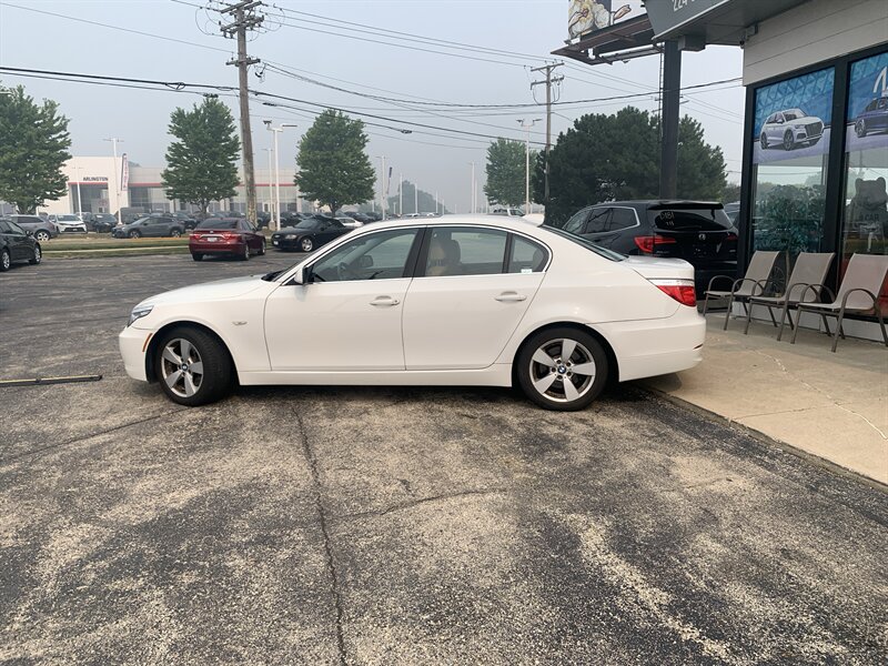 2008 BMW 5 Series 528xi - Photo 8 - Palatine, IL 60074