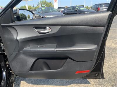 2020 Kia Forte FE   - Photo 18 - Palatine, IL 60074