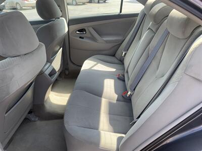 2009 Toyota Camry LE   - Photo 14 - Palatine, IL 60074