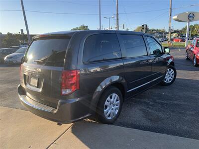 2015 Dodge Grand Caravan SE   - Photo 4 - Palatine, IL 60074