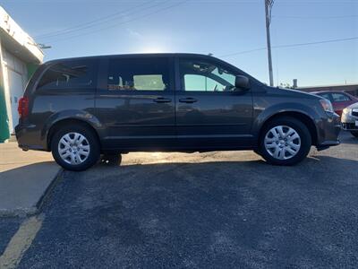 2015 Dodge Grand Caravan SE   - Photo 3 - Palatine, IL 60074