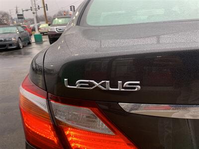 2010 Lexus LS 460   - Photo 11 - Palatine, IL 60074