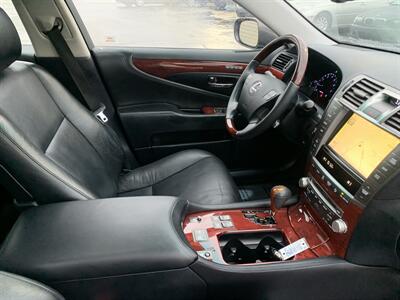 2010 Lexus LS 460   - Photo 16 - Palatine, IL 60074