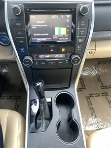 2016 Toyota Camry Hybrid XLE - Photo 26 - Palatine, IL 60074
