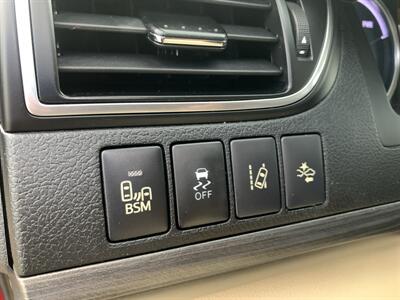 2016 Toyota Camry Hybrid XLE - Photo 17 - Palatine, IL 60074