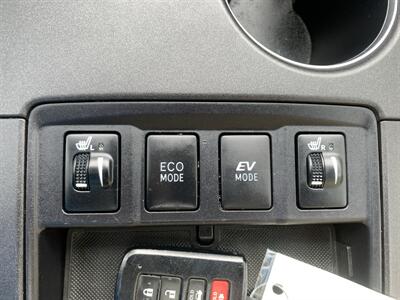 2016 Toyota Camry Hybrid XLE - Photo 28 - Palatine, IL 60074