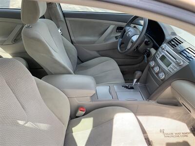 2010 Toyota Camry   - Photo 11 - Palatine, IL 60074